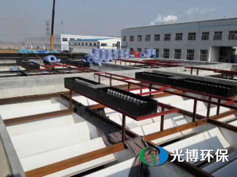 星宇手套污水处理站安装中